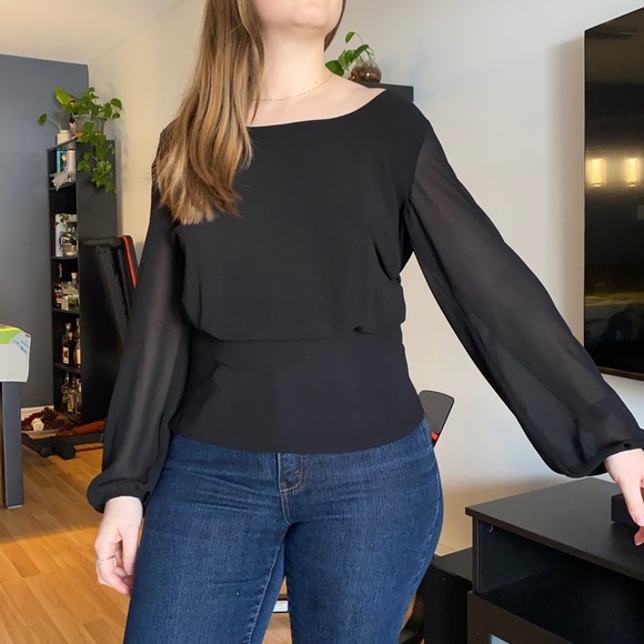 Blouse with mesh balloon sleeves open back in black - Picture 2 of 5